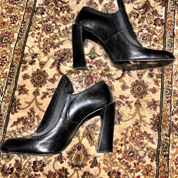 Vintage Karl Lagerfeld Leather Heels - Picture 2 of 6